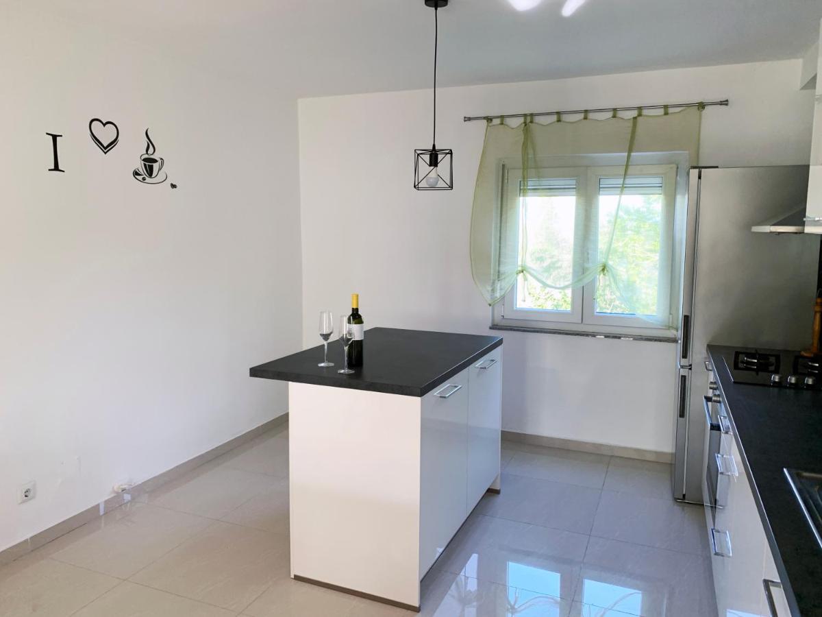 New Apartment Ema II Vrh  Екстер'єр фото