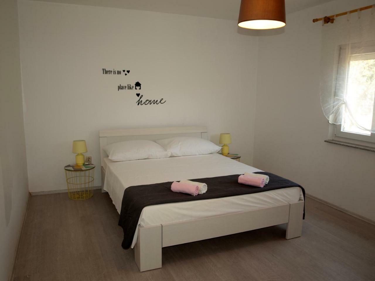 New Apartment Ema II Vrh  Екстер'єр фото