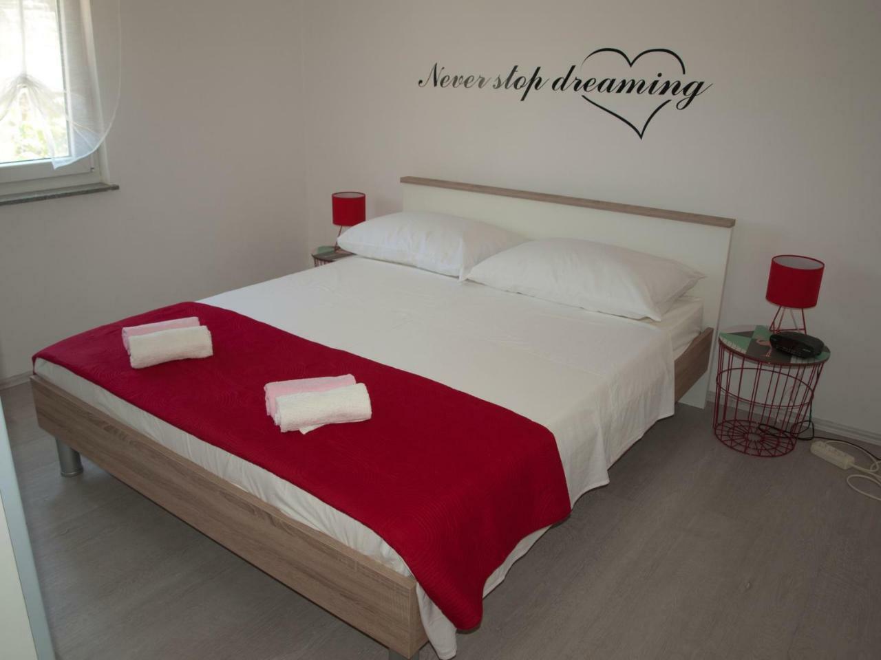 New Apartment Ema II Vrh  Екстер'єр фото